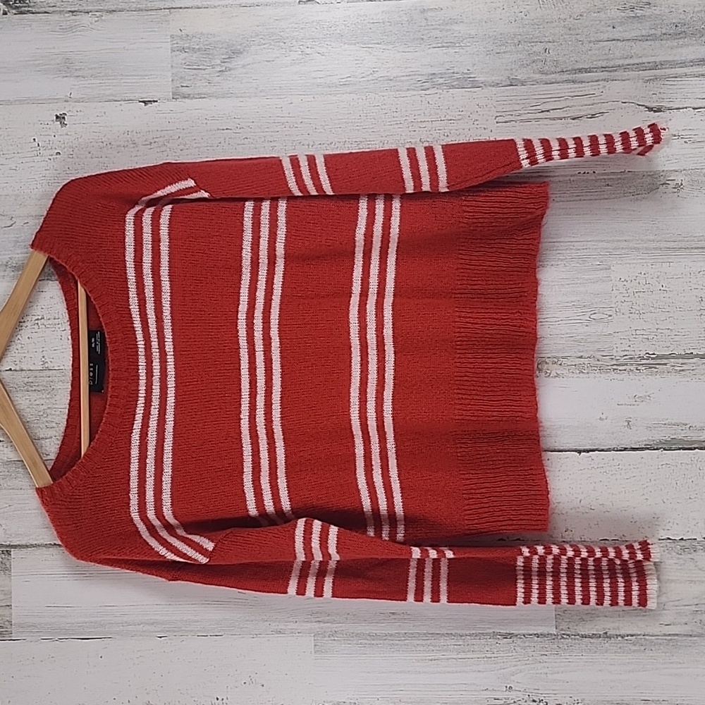 Press ketchup red cream striped lightweight soft sweater Size Medium